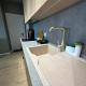 Urban Charm Apt With Jacuzzi, Tirana - Photo 4