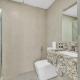 Stylish 2BR for 6 with King Beds, Pool, Gym in JVC, Dubai - Foto 9