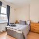 Beautiful 2 Bed House, South Belfast. 7 Minutes city centre. - Photo 9