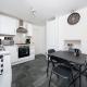 Stylish and newly renovated flat in Hackney, London - Photo 8