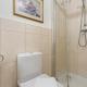 13-Bed London Gem, Opposite Tube Station less than 1 min walk, London - Photo 6