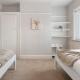 13-Bed London Gem, Opposite Tube Station less than 1 min walk, London - Photo 5