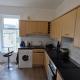Three Bedroom Apartment with Roof Terrace Near City Centre, Cardiff (photo 9)