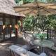 Dreamy 3 bedroom villa on the edge of the Sabie River in Kruger Park Lodge
