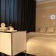Luxury Gallery Stay, Seoul - Photo 8