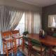 Retro Home in Nelspruit: 1980s Vintage Comfort - Foto 2