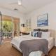 King En-Suite in La Quinta- 1 Bed, La Quinta (Foto 2)