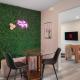 Chic House with King Bed, Walk To Dining and Starbucks