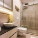 Charmie Queen Studio - Infinity Pool & Spa Resort, Mamaia Nord - Photo 8