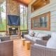 Blue Ridge Cabin with Hot Tub, Deck and Mountain Views - Foto 1