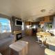 Seaview 203 - Ingoldmells, pet friendly, WiFi, bed linen and close Fantasy Island - Meadow Lakes Caravan & Lodge Hire, Ingoldmells - Foto 1