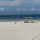 Steps to beach with No Resort Fees and FREE parking 2 St Pete Beach - Foto 1