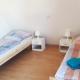 home2stay Worker House Feldstetten Kitchen,Wifi,Smart TV Parking ***, Laichingen - Foto 2