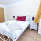 Spacious 2BR Home with Free Parking, Penwortham (zdjęcie 9)