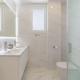 Modern 2-Bed Apartment with Huge Terrace, Marbella (foto 10)