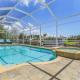 Pool and spa, Tiki, Canal view, sleeps10! - Villa at Sunshine Funtime Cape Coral - Fotografie 4