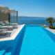 New! Casa GENI-heated pool, 3 bedrooms, sea views