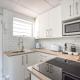 Beautiful Studio Apartment in Mouille Point, Кейптаун - Фото 9