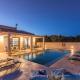 Villa Levanta by Villa Plus