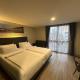 BB Glass House, Bangkok - Photo 10