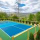 Pickleball - Pool - Hot Tub - Gym - BBQ