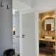 Elegant Teo Apartment TourAs in Ljubljana Old Town, Любляна - Фото 9