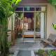 Canggu Tiny Tropical House - Photo 1