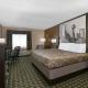 Super 8 by Wyndham Grand Prairie North, Гранд-Прейри (фото 10)