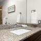 Hollywood Hills Retreat w Sweeping Views 2 Bd 2 Bt, Los Angeles - Foto 2
