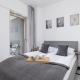 Charming Apartment with Parking in Katowice by Noclegi Renters, Katowice (foto 2)