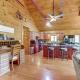 Waterfront Cabin in Ellijay Hot Tub and Game Room - Fotografie 5