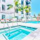 Hollywood Penthouse with Balcony & Pool View, Los Angeles - Foto 1