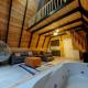 ELAT Bungalow, Pazar
