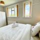 KozyGuru Spacious 3 BR 8ppl Hse 50% off Long stay, Manchester - Fotografie 5