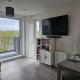 Luxury 1-Bed Apartment with balcony & Free parking, Milton Keynes (fotografie 4)