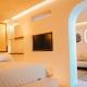 Q Coconuts Seaside Suites, Limassol (foto 4)