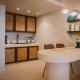 Q Coconuts Seaside Suites, Limassol (foto 7)