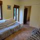 Kitsch apartment, Rasquera (fotografie 6)