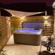 Tranquil retreat with hot tub, Stoke Bruerne