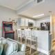 Waterfront Condo with Arcade in Treasure Island! St Pete Beach - Fotografie 10