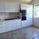 Westgate Three and one small room bedrooms house, Окленд - Фото 3
