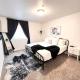 Modern & Stylish King bed WiFi, Spokane Valley