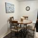 Peaceful 2bed,1bath condo with free parking all yours to enjoy, Fresno (fotografie 4)