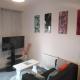 Apartment Sleeps 2 with Free Parking