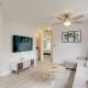 Pet-Friendly Jupiter Townhome, 6 Mi to Beaches!, Jupiter
