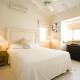 This enchanting 3 bedroom, 2 bathroom townhouse is nestled mere moments away fro, Saint James - Foto 8