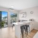 Central Location - 2 Bedroom Aptmt with Lake View Queenstown - Photo 2