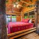 Gatlinburg Enchanted Treehouse by Stony Brook Cabins, Gatlinburg - Fotografie 7