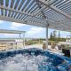 Salty Breeze - Rooftop Terrace & Jacuzzi