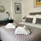 Private Double Room with Ensuite, No Breakfast, Truro City Centre - Fotografie 10